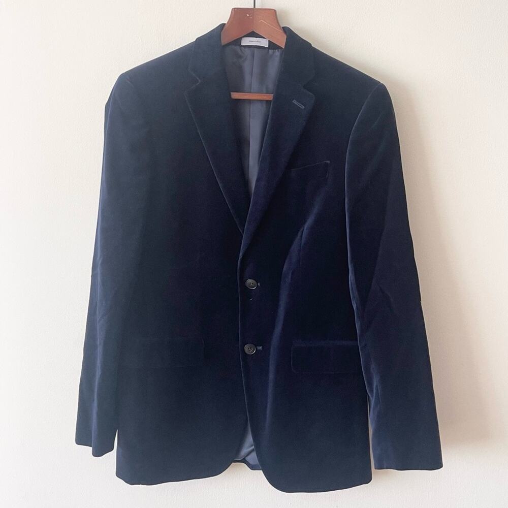 J. Ferrar Velvet Single Breasted Blazer Slim Fit Men’s size 36R Navy Blue